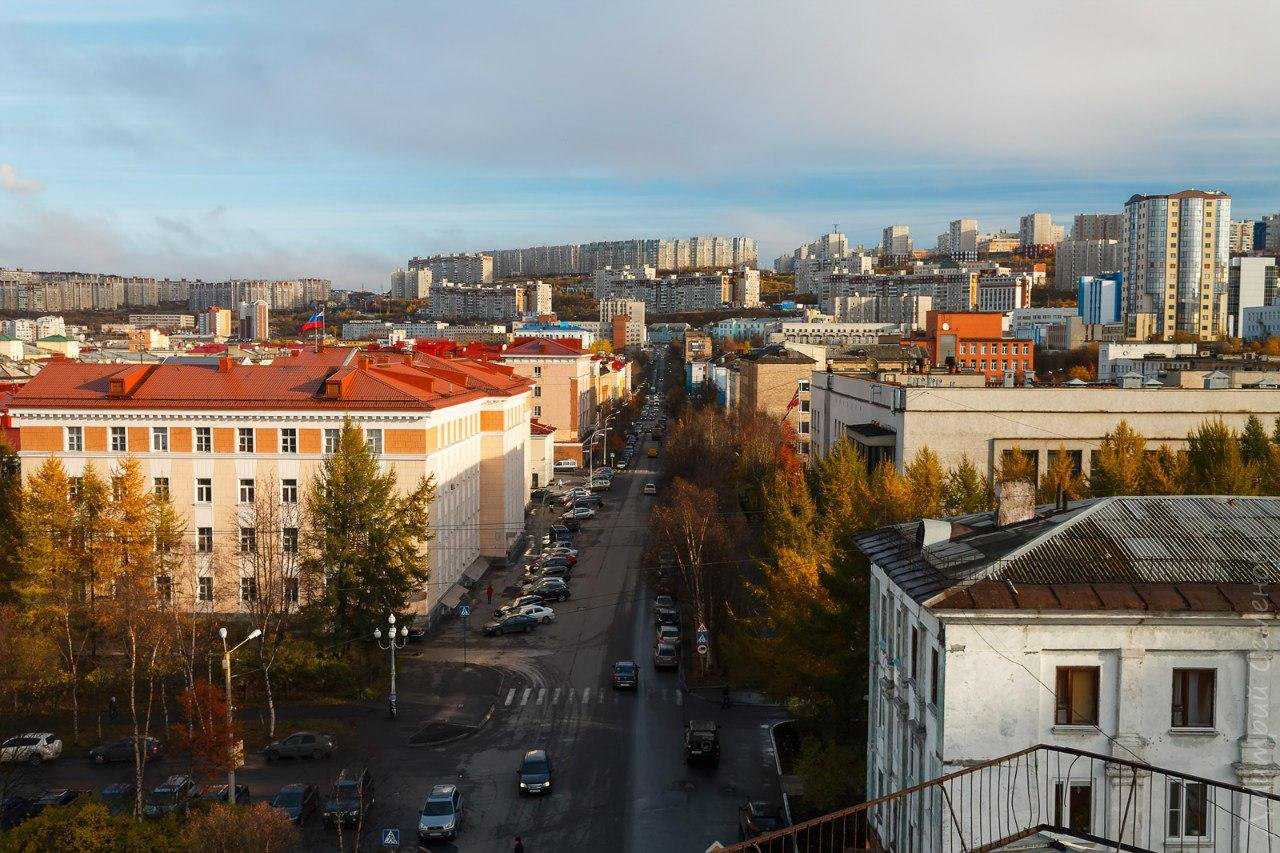 Время в мурманске сейчас часы. Улица Софьи Перовской Мурманск. Г. Мурманск, ул. Софьи Перовской, д. 16. Улица Софьи Перовской 43 Мурманск. Софьи Перовской 17 Мурманск.